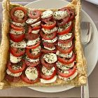 تارب البندورة والموزاريلا 